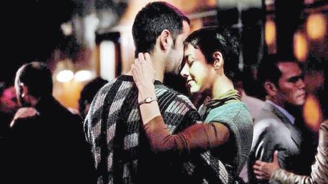 Necesarias, escenas explícitas de sexo