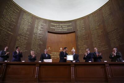 Reconocen trayectoria en investigación