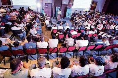 Promete Domínguez detonar el empleo 