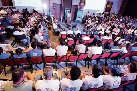 Promete Domínguez detonar el empleo