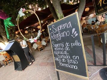 Restaurantes de Querétaro reportan casa llena por 10 de mayo