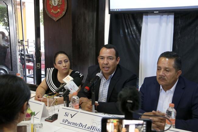 Diputados defienden Puente de la Historia