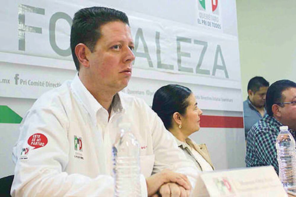 Busca Ortiz Proal coordinar bancada 