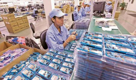 México, con las más bajas cargas fiscales al salario, dice OCDE