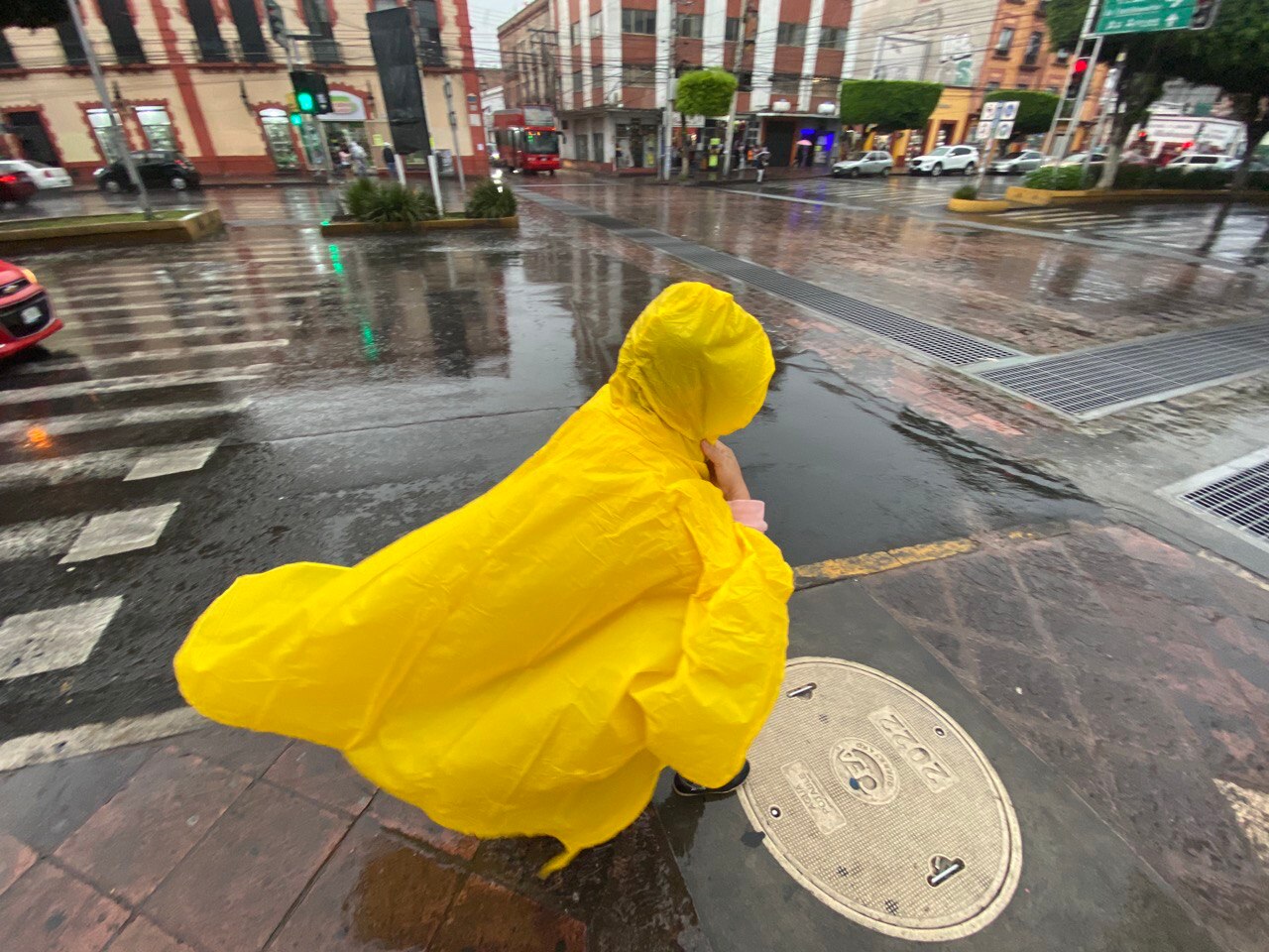 ¡Qué no te agarren las aguas! Vienen días de lluvia para Querétaro