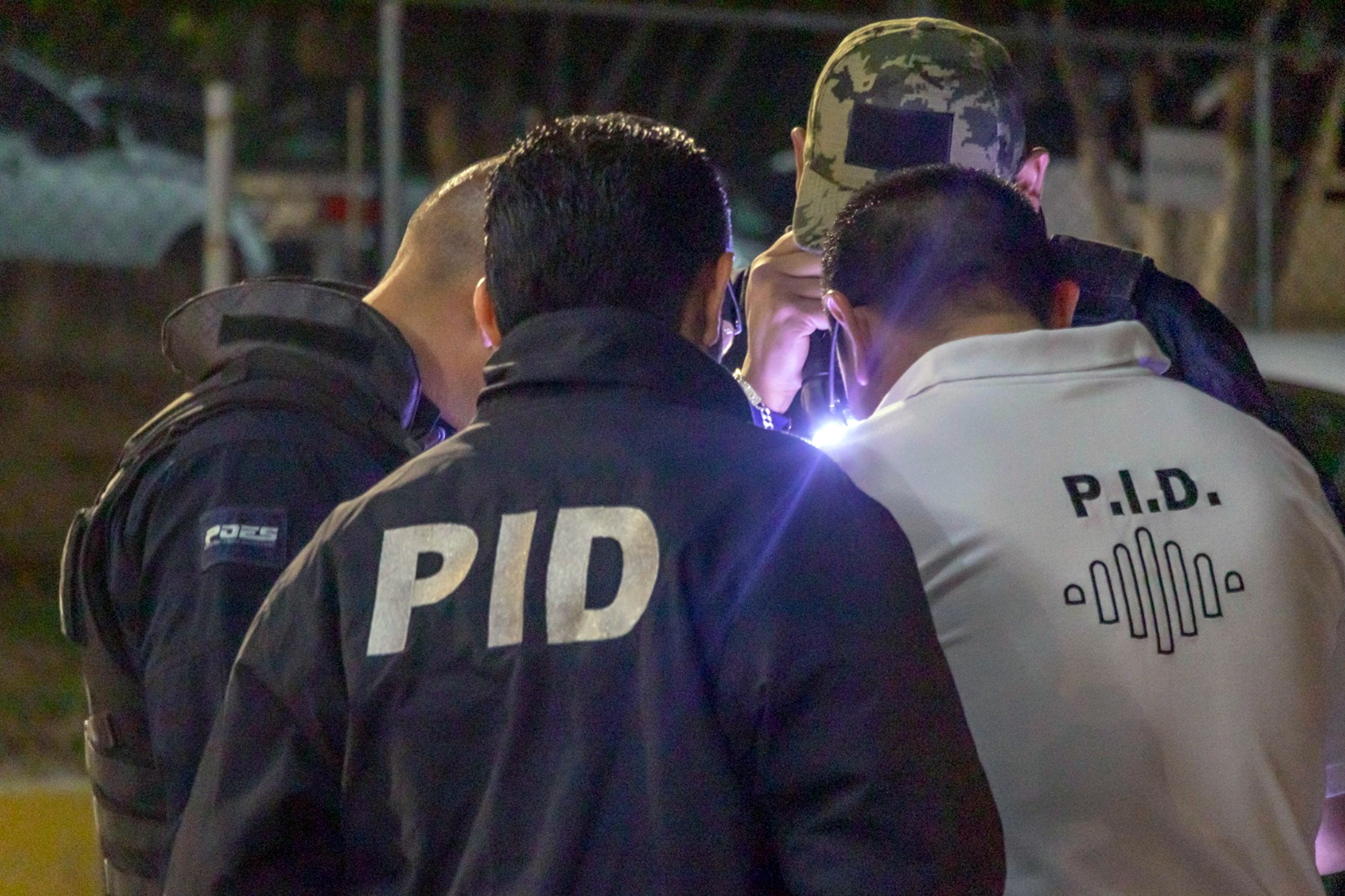 UN OPERATIVO EN LA ZONA RESIDENCIAL DE ZIBATA DEJA 10 DETENIDOS.