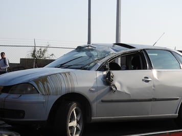 Vuelca automóvil en Boulevard de la Nación