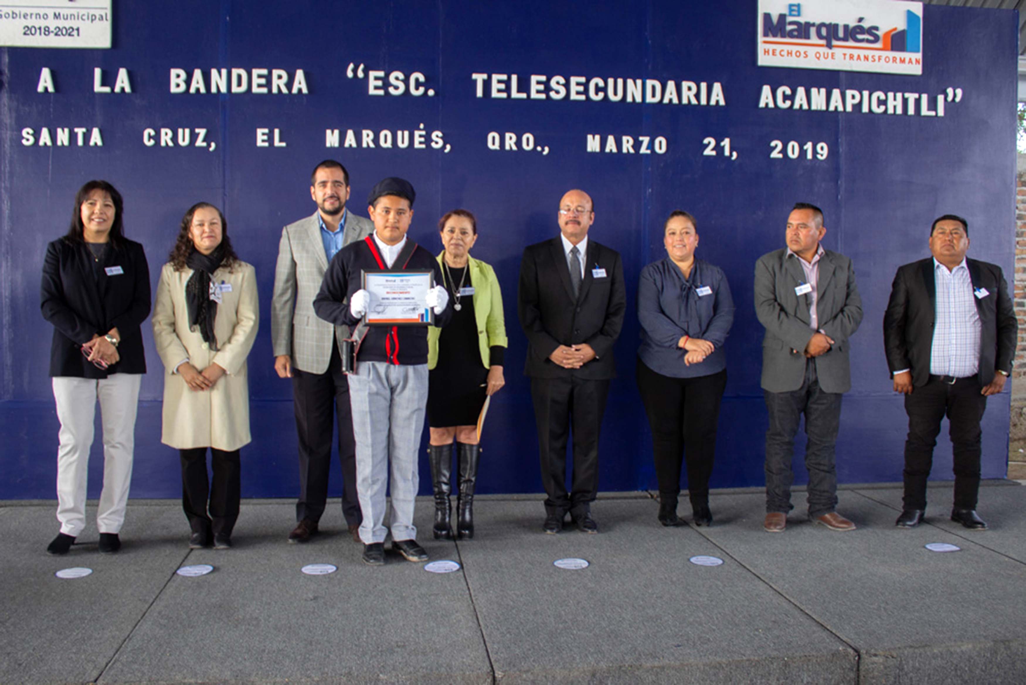 Conmemoran natalicio de Benito Juárez en El Marqués