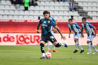 Gallos sorprende y vence 0-2 al Pachuca