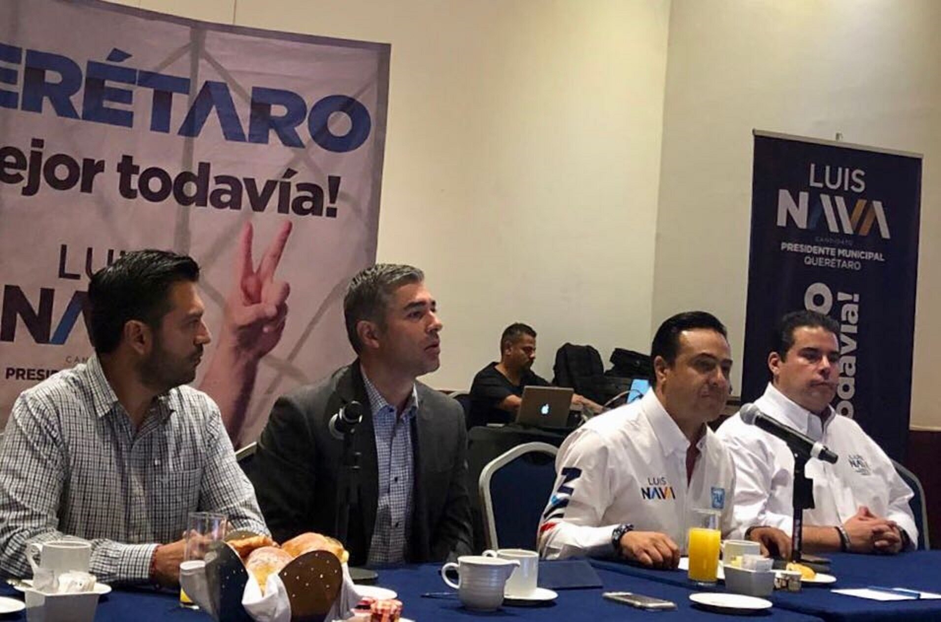 Rueda de prensa donde se anuncio de la incorporación de Darío Malpica a la campaña de Luis Nava