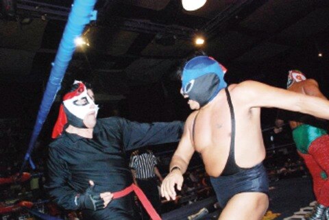 Octagón lidera en el platillo estelar