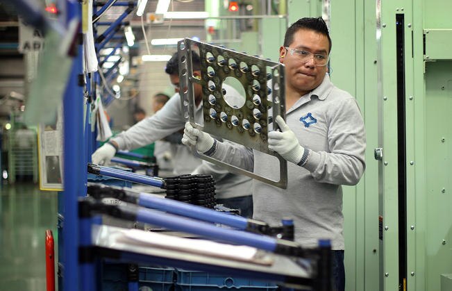 La secretaría de Desarrollo Sustentable de Querétaro espera fomentar la creación de nuevos empleos y que más trabajadores tengan acceso a las prestaciones de ley. (ARCHIVO. EL UNIVERSAL)