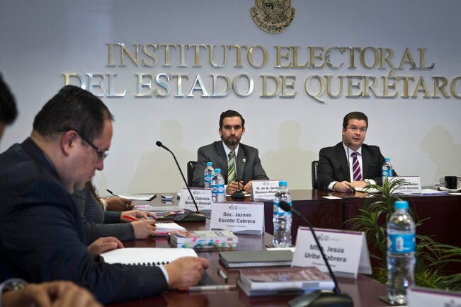 Recibe IEEQ intenciones ciudadanas a candidaturas