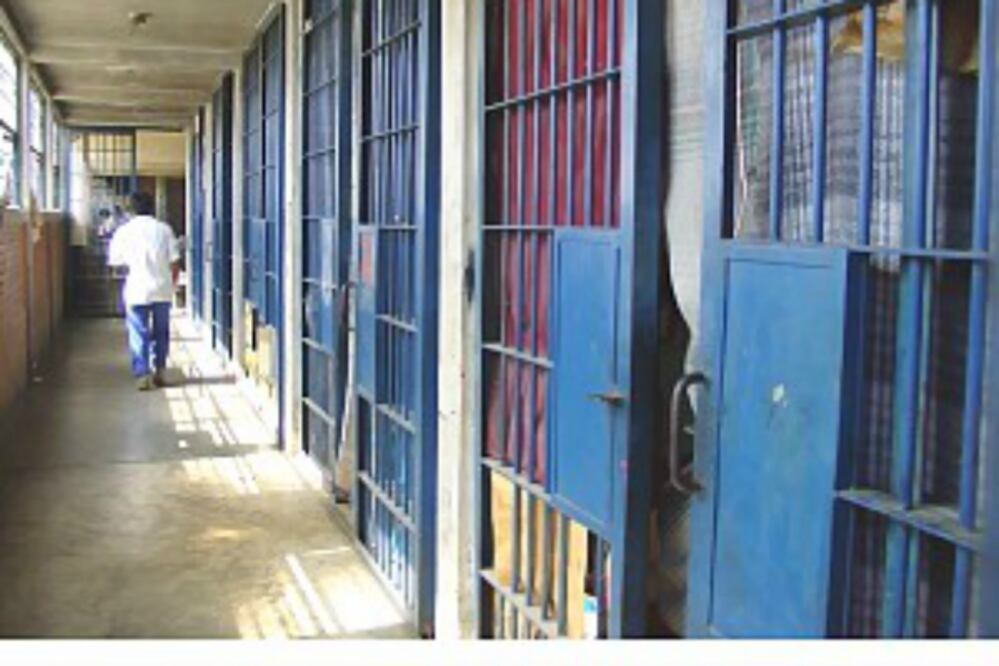 Proponen privatizar cárceles