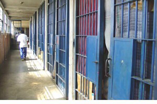 Proponen privatizar cárceles