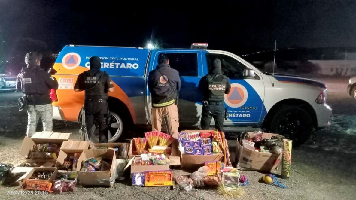 Confiscan 350 kilos de pirotecnia en Santa Rosa Jáuregui . Foto: Especial