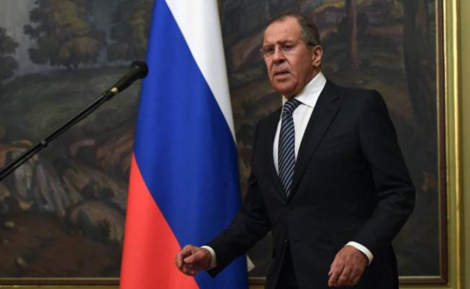 Rusia anuncia la expulsión de 60 diplomáticos estadounidenses