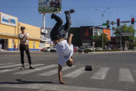 Break dance callejero en Querétaro: una manera de ganarse la vida, alejarse de vicios y del sobrepeso
