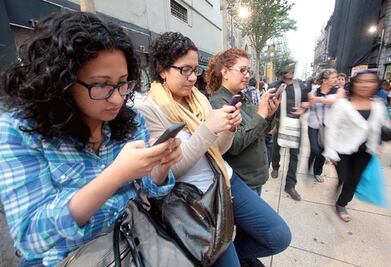 Caen 17.3% ingresos de Telefónica 