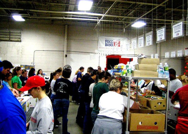 Apoyarán bancos de alimentos a mexicanos