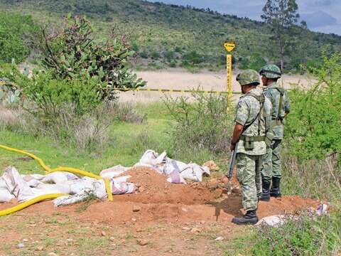 Planean medidas para reducir robo a  Pemex