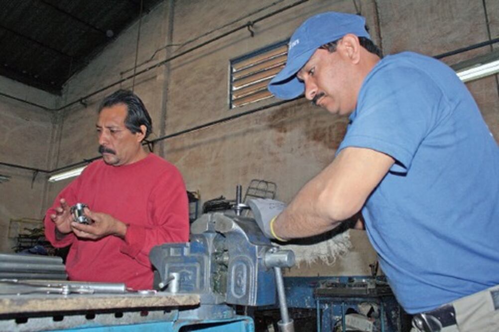 Nafinsa estima cerrar año con préstamos por 12 mil mdp