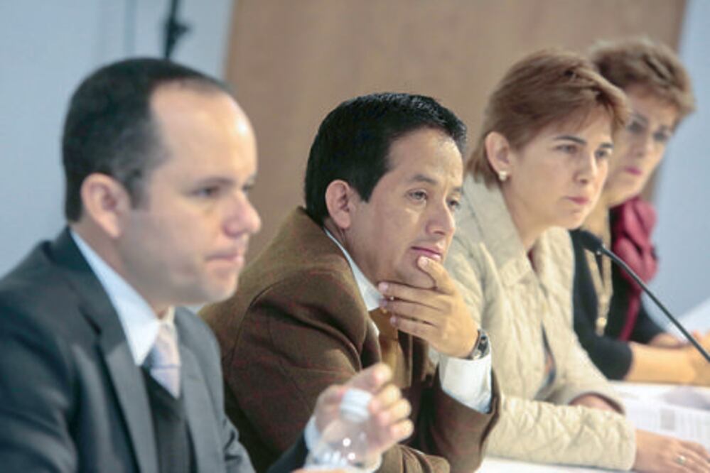 Aprueban todos los presupuestos