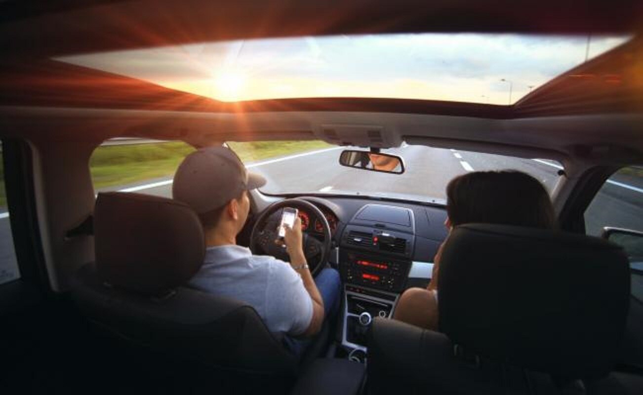 Los errores más comunes al volante de hombres y mujeres