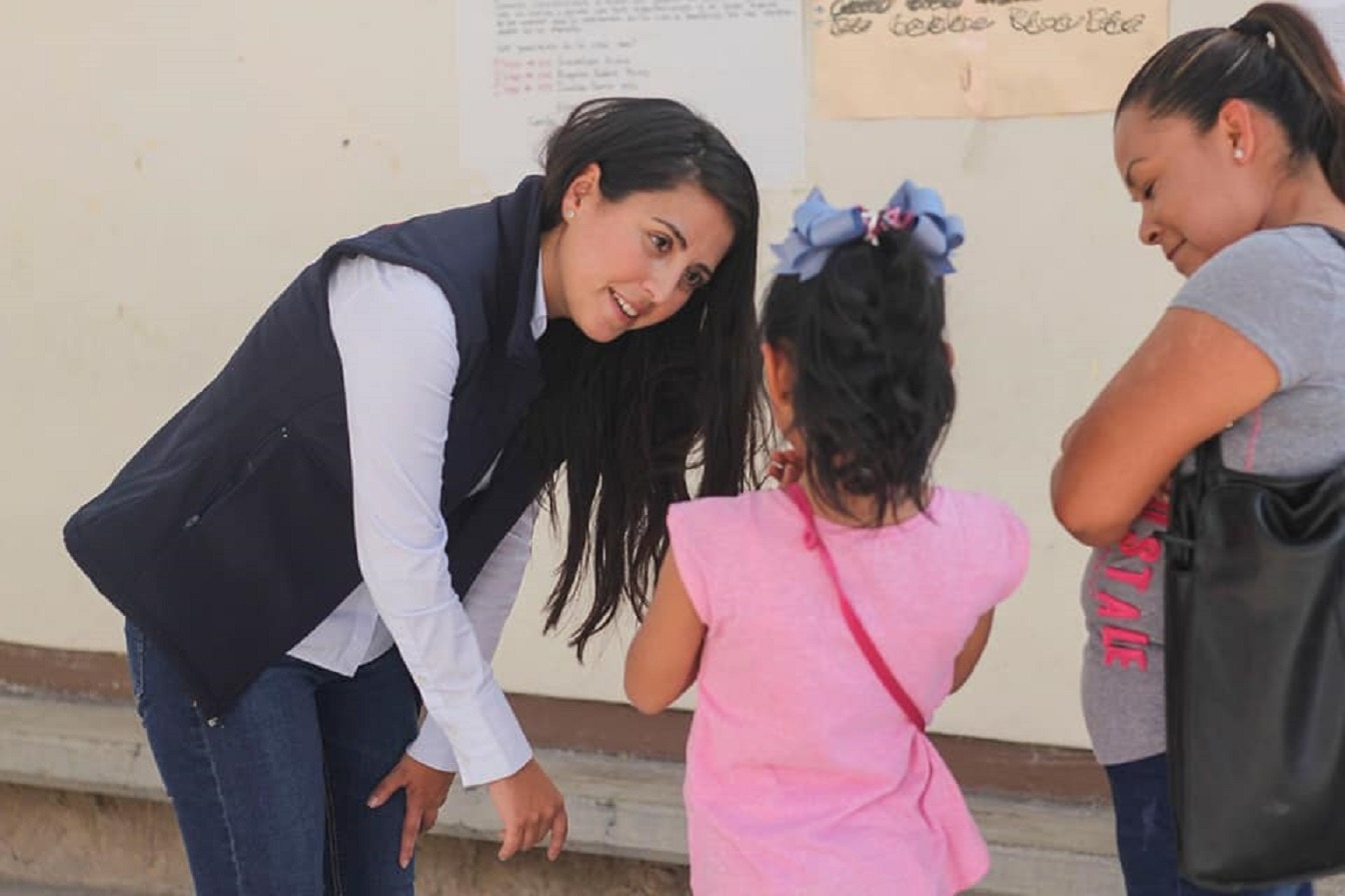 Daniela Salgado trabaja en iniciativa para proteger a menores