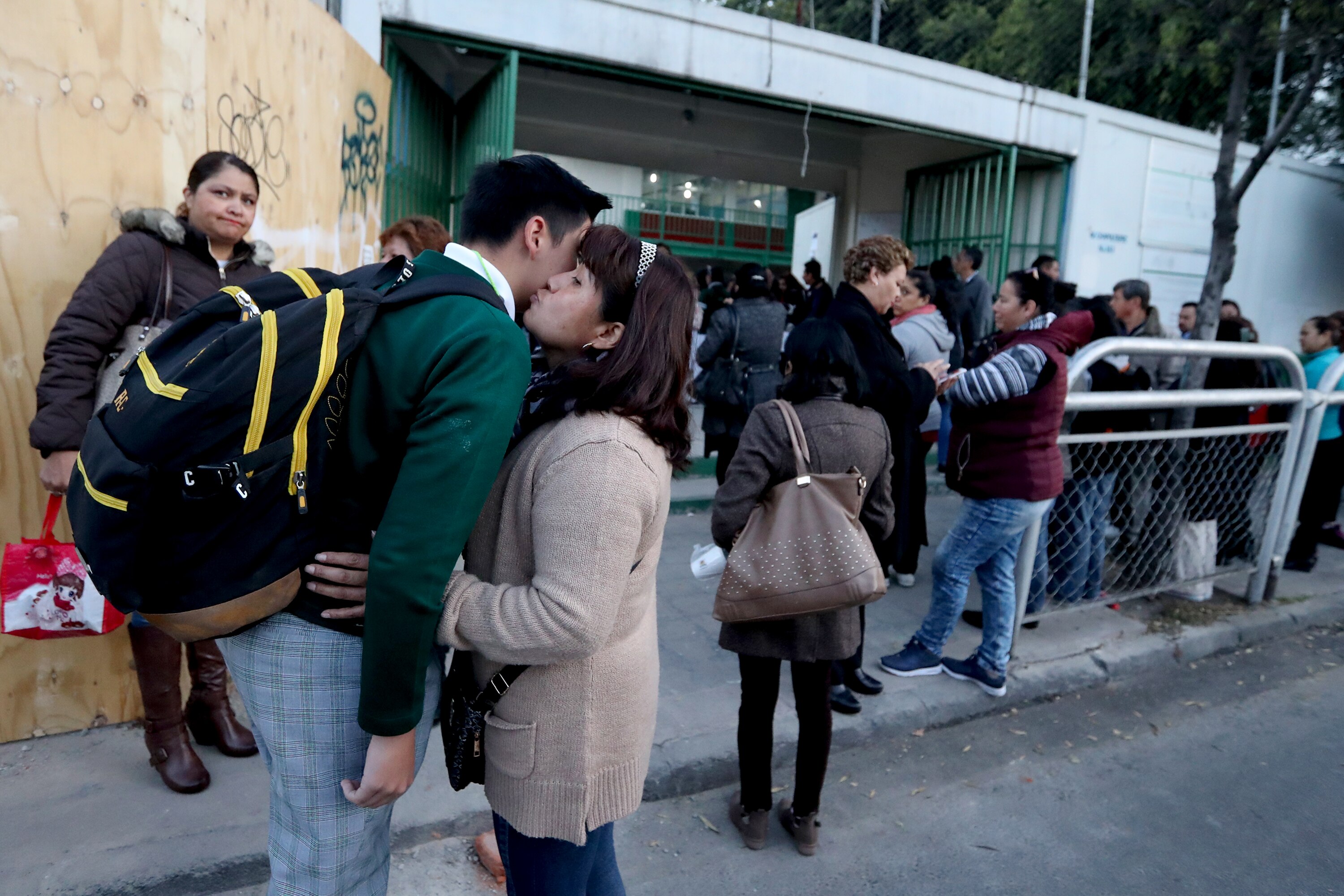 Más de 25 millones de alumnos regresan a clases el lunes
