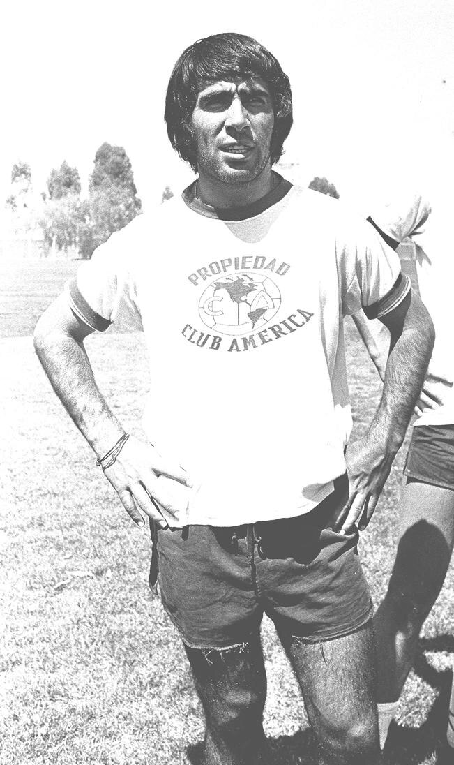 El chileno Carlos Reinoso es considerado el mejor futbolista que ha militado en el Club América (ARCHIVO. EL UNIVERSAL)