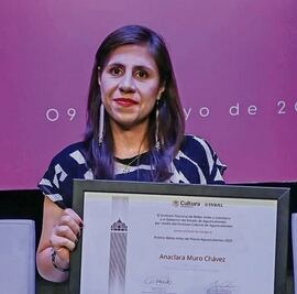 Anaclara Muro recibe el premio Aguascalientes