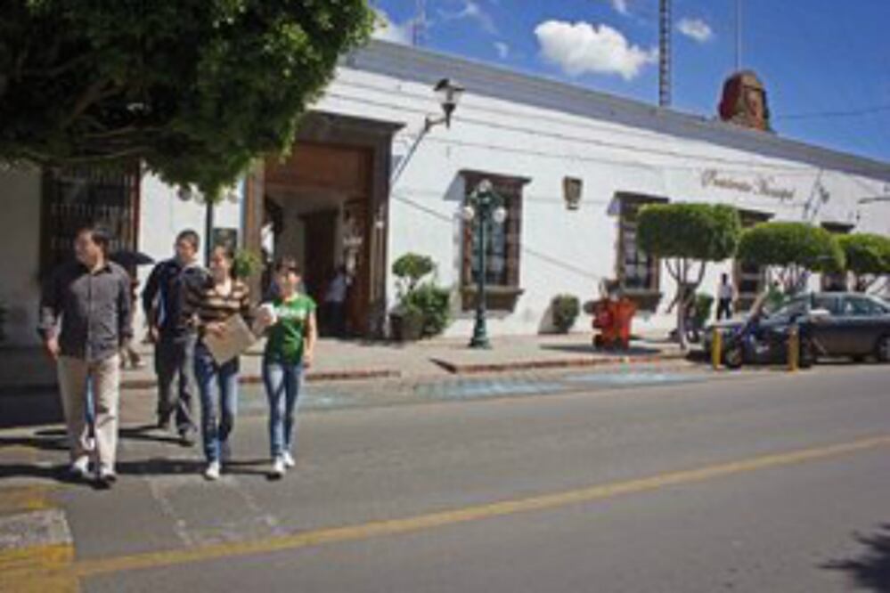 Busca Fabián Pineda fusionar sindicatos