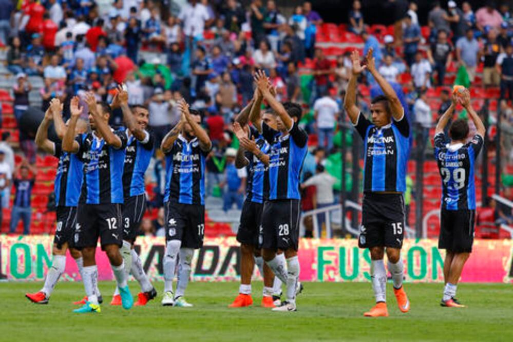 Querétaro va con todo ante Puebla