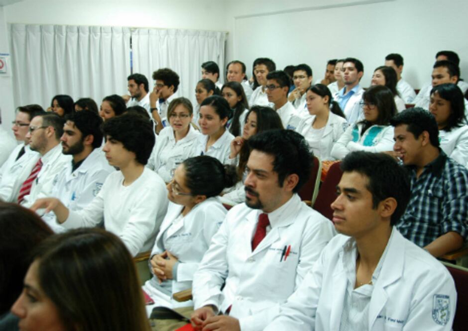 Cumple 35 años Medicina de la UAQ  