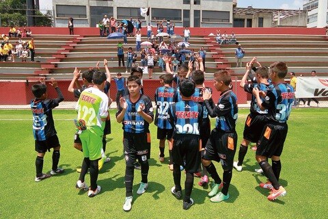 Gallitos, a octavos en Nacional Sub-13