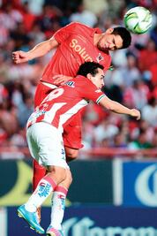 Neza mantiene vivo sueño de Gallos