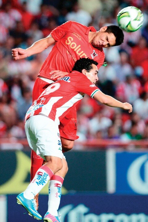 Neza mantiene vivo sueño de Gallos