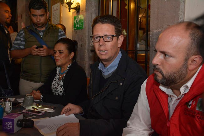 El diputado local, Mauricio Ortiz Proal, manifestó que continuará su trabajo en el Poder Legislativo procurando construir una agenda útil y significativa, ratificando el respeto que tiene por el PRI. (MARIO VALDÉS. EL UNIVERSAL)