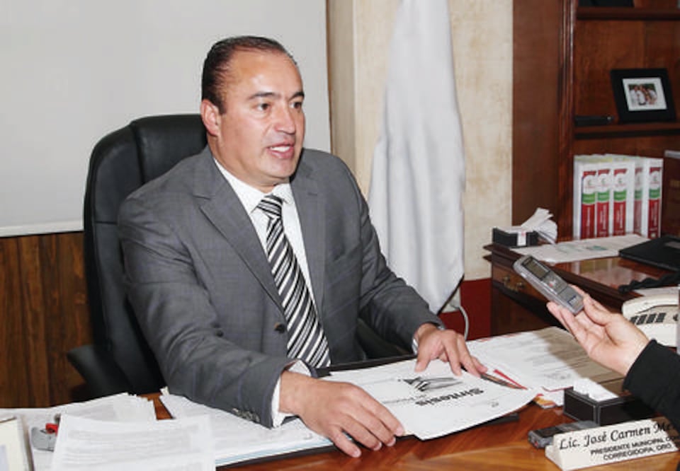 Revisan irregularidades de ex funcionarios