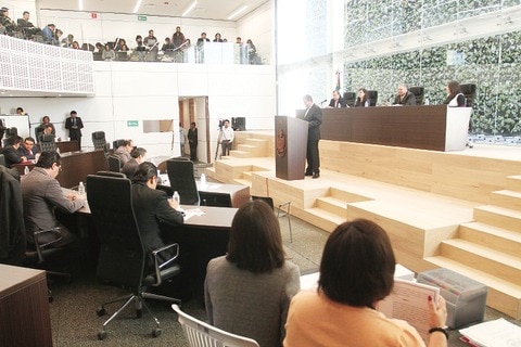 Aprueban ley anticorrupción