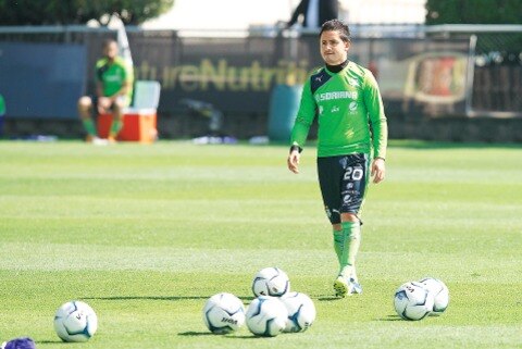 Santos como si no tuviera ventaja