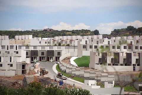 Proyectan impulso a vivienda estatal