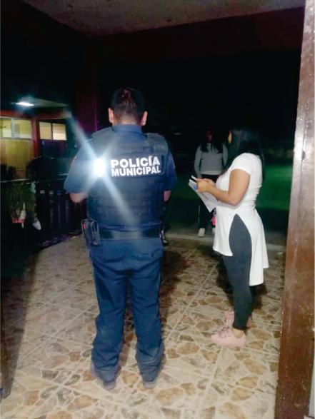 Olvidan a menor en escuela de Pedro Escobedo 