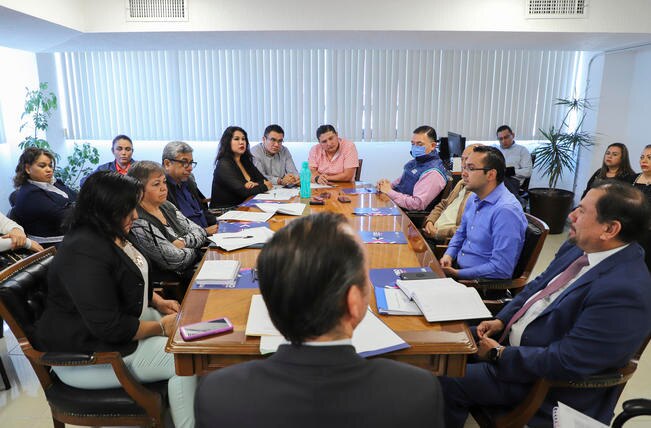 Docentes votarán propuesta de la UAQ sobre ajuste salarial