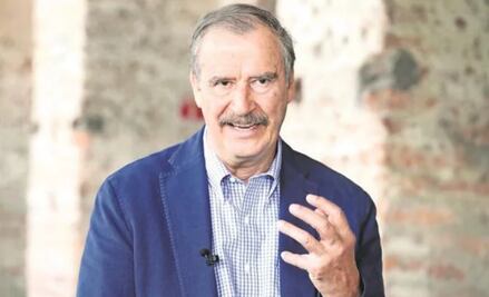 Vicente Fox sale en defensa del Seguro Popular