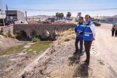 Corregidora limpia drenes y desazolva cárcamos