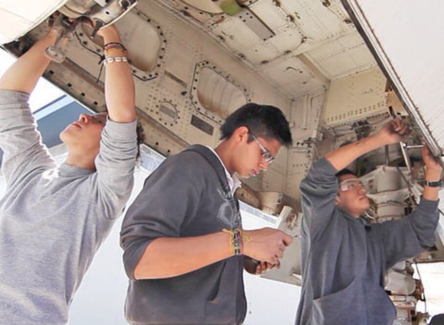 Consideran innecesario crear universidad automotriz 