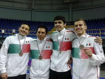 Esgrimistas queretanos continúan en ascenso