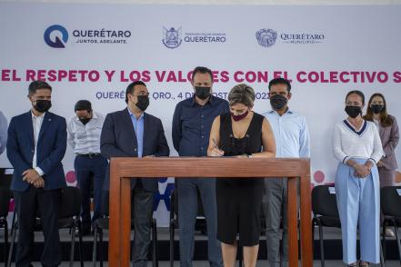 Asociaciones civiles, universidades e instituciones firman acuerdo por la paz en Querétaro 